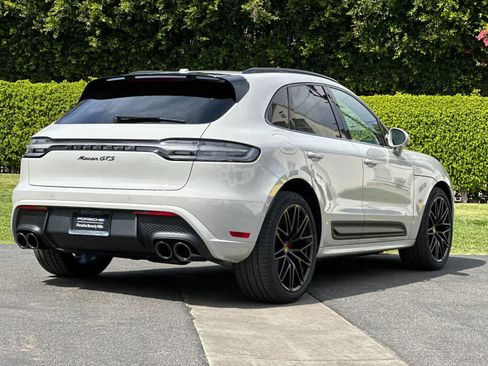 New 2026 Porsche Macan GTS image 8