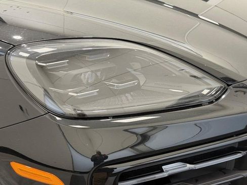 New 2026 Porsche Cayenne image 11