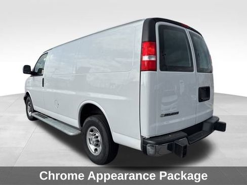 Used 2024 Chevrolet Express 2500 Work Van w/ Driver Convenience Package image 6