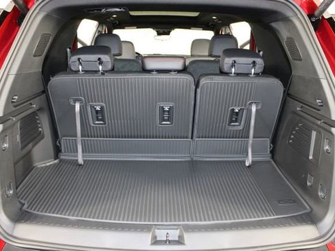 New 2026 Chevrolet Traverse Z71 w/ Enhanced Driving Package AWD/4WD image 22