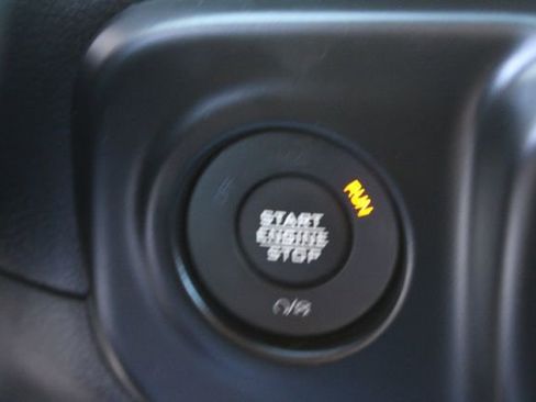 Used 2022 Jeep Wrangler Unlimited Sport AWD/4WD image 21