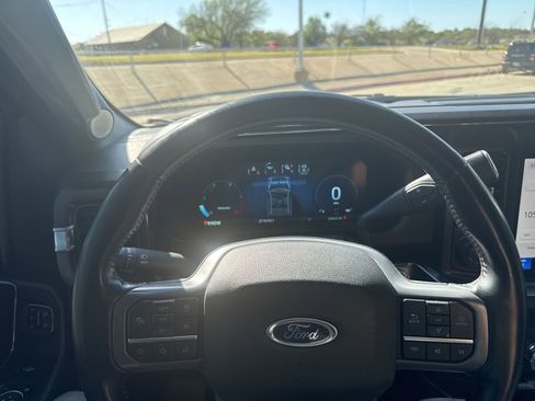 Used 2023 Ford F250 Lariat w/ Lariat Ultimate Package image 12