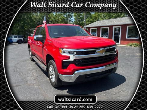 Used 2022 Chevrolet Silverado 1500 LT AWD/4WD image 1