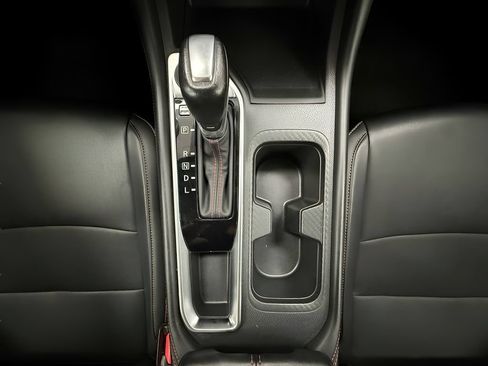 Used 2025 Nissan Sentra SR w/ SR Premium Package FWD image 24