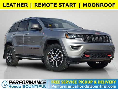 Used 2017 Jeep Grand Cherokee Trailhawk image 1