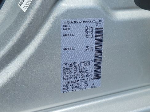Used 2024 Nissan Altima 2.5 S FWD image 31