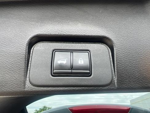 Certified 2023 Nissan Rogue SL AWD/4WD image 15