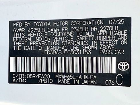 Used 2026 Toyota Prius Limited image 30