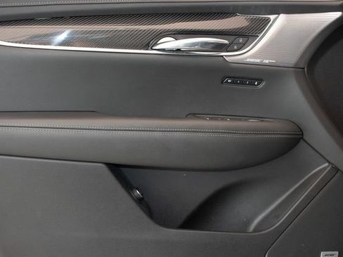 Used 2023 Cadillac XT6 Sport w/ LPO, Floor Liner Package AWD/4WD image 25