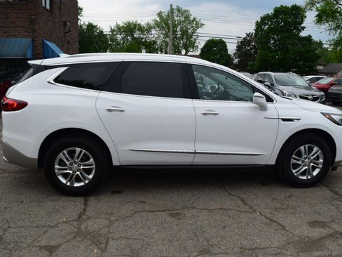 Used 2020 Buick Enclave Essence w/ Trailering Package, 5000 lbs. FWD image 5