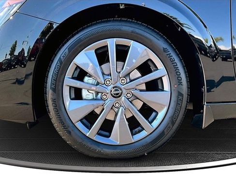 New 2026 Nissan Sentra SL image 13