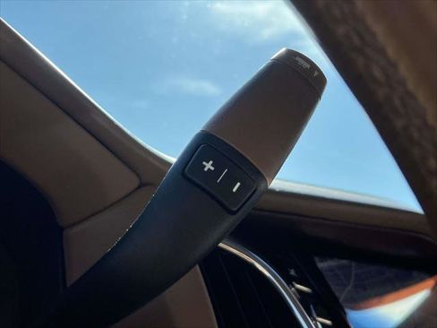 Used 2015 Cadillac Escalade ESV Platinum image 25