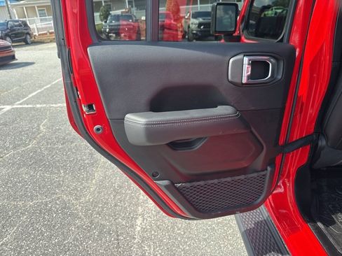 Used 2021 Jeep Gladiator Overland w/ Popular Equipment Package image 27