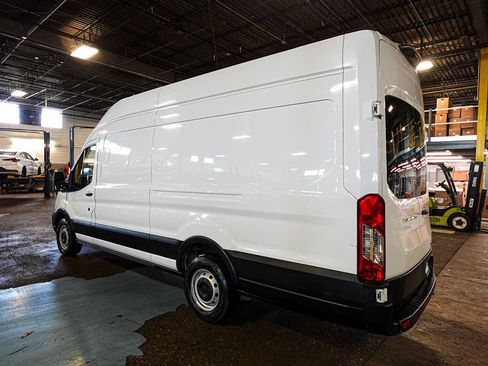 Used 2023 Ford Transit 250 148 High Roof Extended w/ Load Area Protection Package RWD image 4