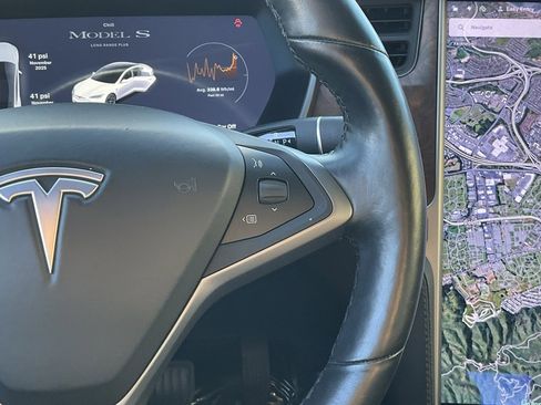 Used 2021 Tesla Model S Long Range Plus image 40