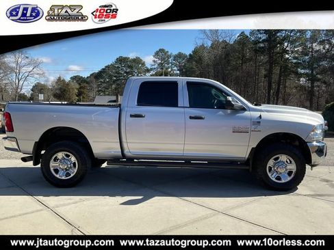 Used 2018 RAM 2500 Tradesman w/ Chrome Appearance Group AWD/4WD image 8