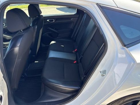 Used 2023 Honda Civic Sport image 11