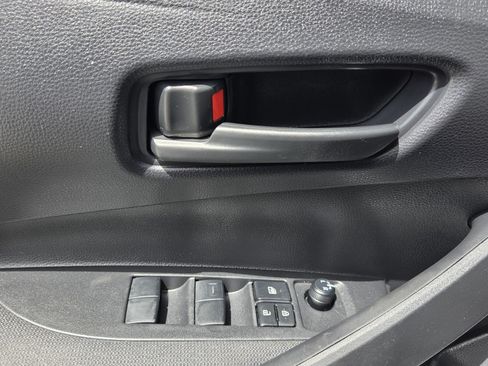Certified 2025 Toyota Corolla LE FWD image 14