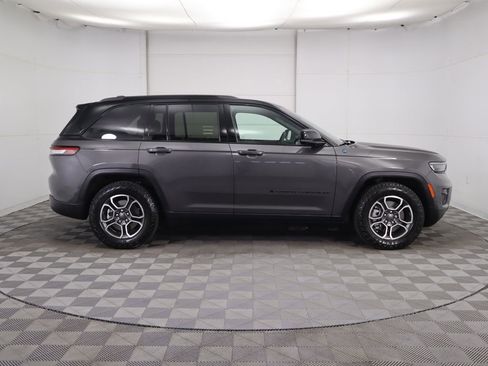 Used 2022 Jeep Grand Cherokee Trailhawk w/ Advanced Protech Group II image 4