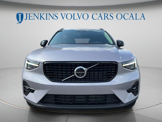 New 2026 Volvo XC40 B5 Plus w/ Climate Package AWD/4WD image 8