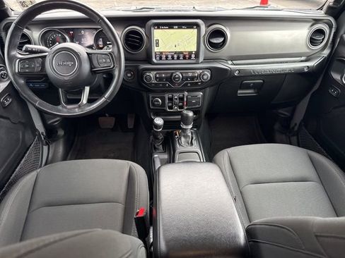 Used 2023 Jeep Wrangler Unlimited w/ Cold Weather Group image 5