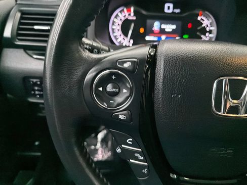 Used 2019 Honda Ridgeline RTL-E image 26