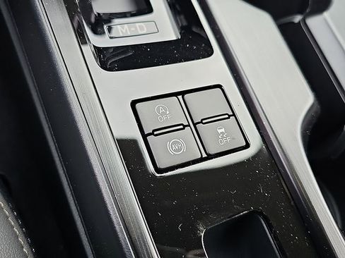 New 2026 Subaru Outback Limited AWD/4WD image 21