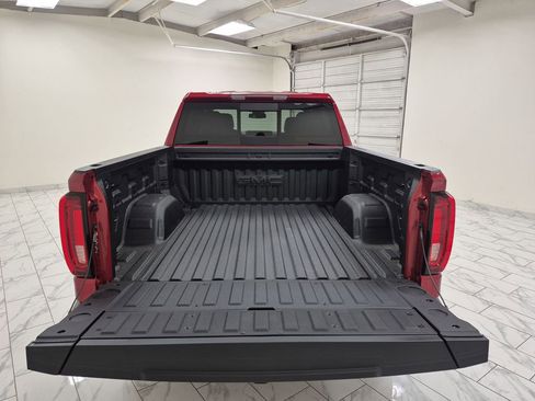 New 2026 GMC Sierra 1500 SLT image 27
