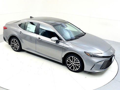 New 2026 Toyota Camry XLE image 15