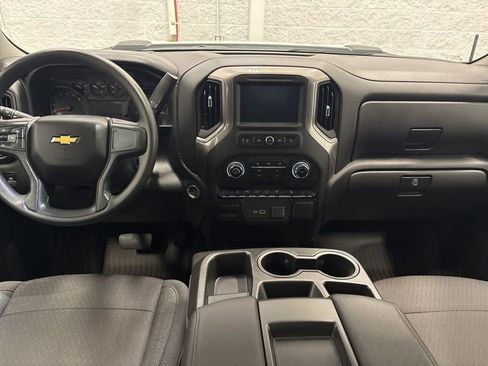 Used 2025 Chevrolet Silverado 2500 Custom w/ Custom Convenience Package image 14