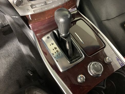 Used 2015 INFINITI Q70 3.7 image 24