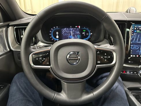 Used 2024 Volvo XC60 T8 Ultimate w/ Protection Package Premier image 25