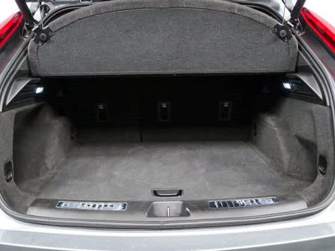 Used 2024 Cadillac XT4 Premium Luxury AWD/4WD image 26