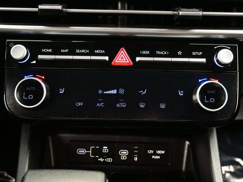 Certified 2025 Hyundai Tucson SEL AWD/4WD image 20