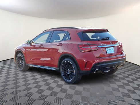 Used 2020 Mercedes-Benz GLA 250 4MATIC image 4