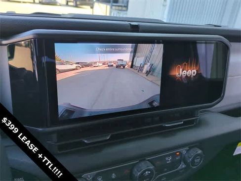 New 2025 Jeep Gladiator Sport image 29