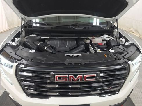 Used 2025 GMC Acadia AT4 image 16
