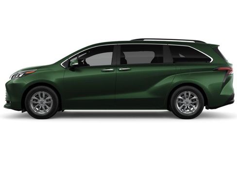 New 2026 Toyota Sienna XLE FWD image 3
