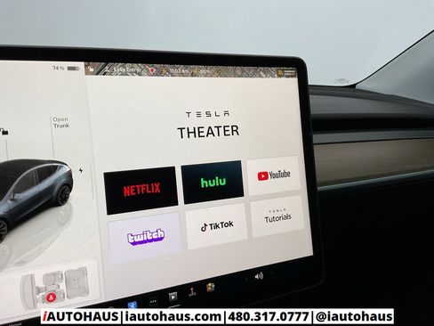 Used 2024 Tesla Model Y Long Range image 36