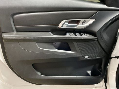 Used 2016 GMC Terrain SLT FWD image 12
