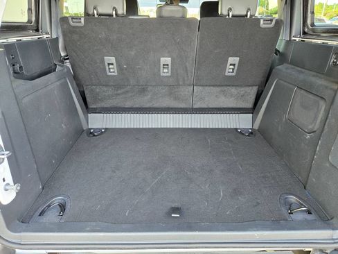 Used 2025 Ford Bronco Outer Banks w/ Sasquatch Package AWD/4WD image 30