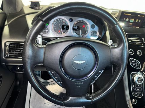 Used 2016 Aston Martin V8 Vantage S RWD image 18