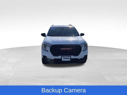 Certified 2024 GMC Terrain SLE w/ Elevation Edition image 3