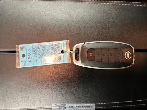 Used 2025 Nissan Rogue SV image 50