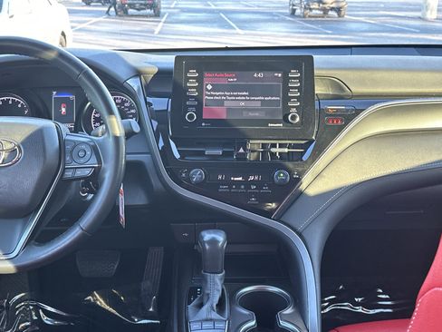 Certified 2022 Toyota Camry SE image 29