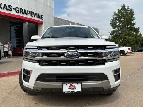 Used 2024 Ford Expedition Max Limited AWD/4WD image 2