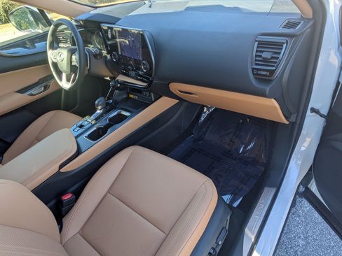 Used 2024 Lexus NX 250 NX 250 Premium image 28