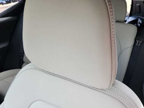 New 2026 Volvo XC40 B5 Plus w/ Protection Package Premier AWD/4WD image 6
