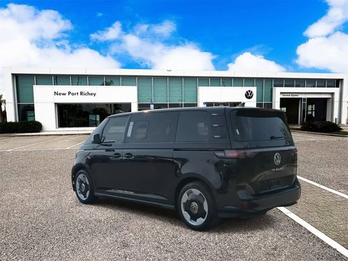 New 2025 Volkswagen ID. Buzz Pro S image 6