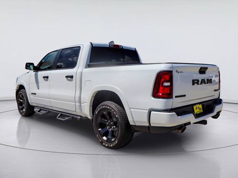 Used 2025 RAM 1500 Big Horn AWD/4WD image 5